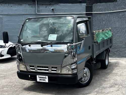 2005 Izuzu Elf Tipper Truck (Manual Transmission)