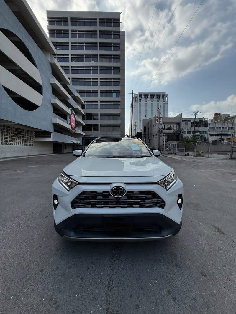 2023 TOYOTA RAV4 — photo 8
