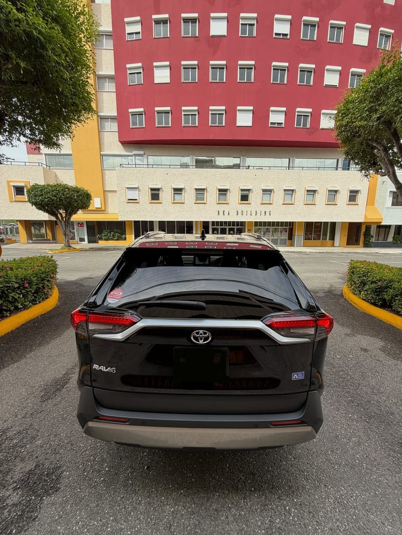 2024 TOYOTA RAV4 — photo 5