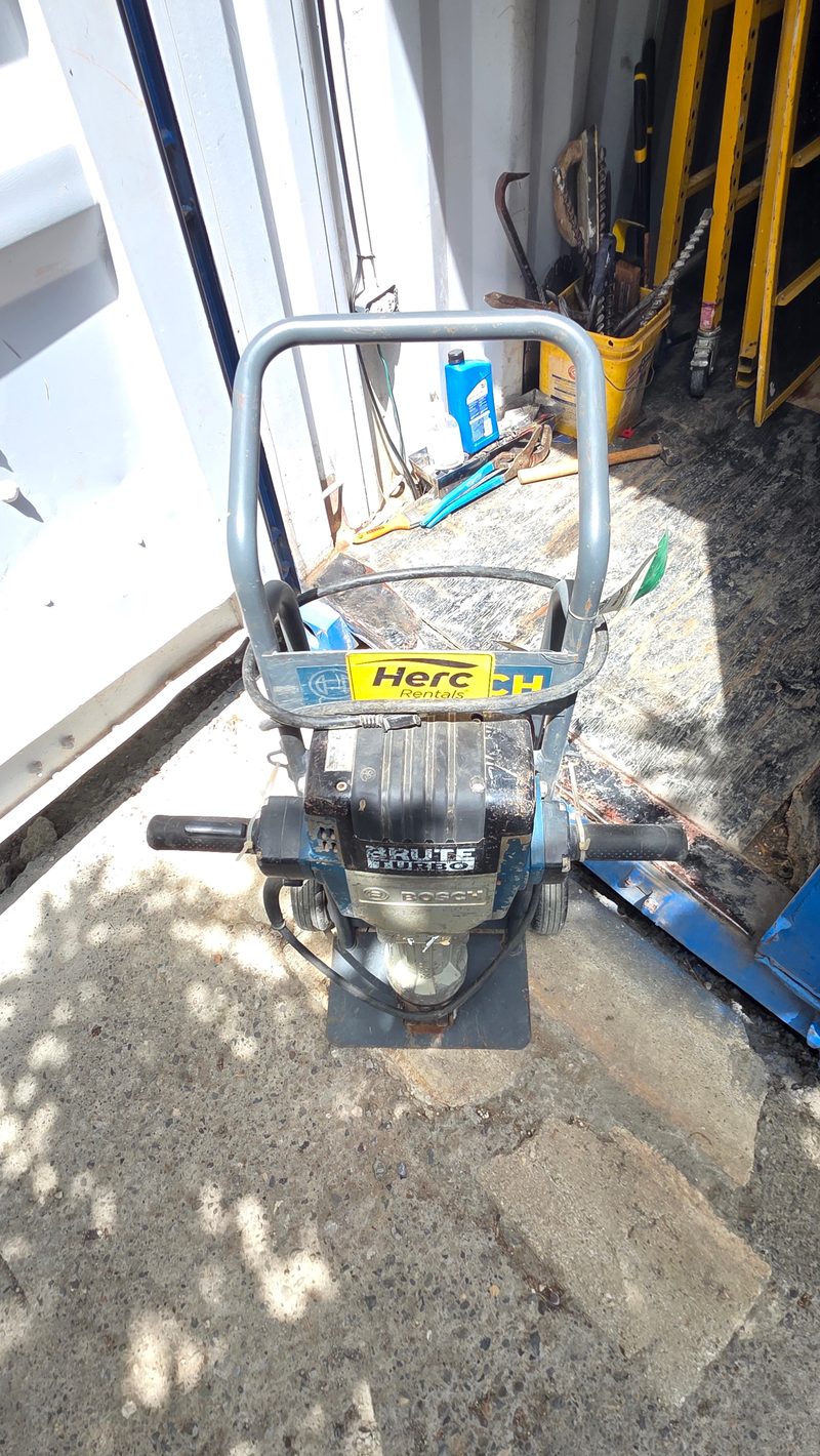 Bosch Brute Turbo Breaker Hammer for Rent | Heavy-Duty Demolition — photo 4