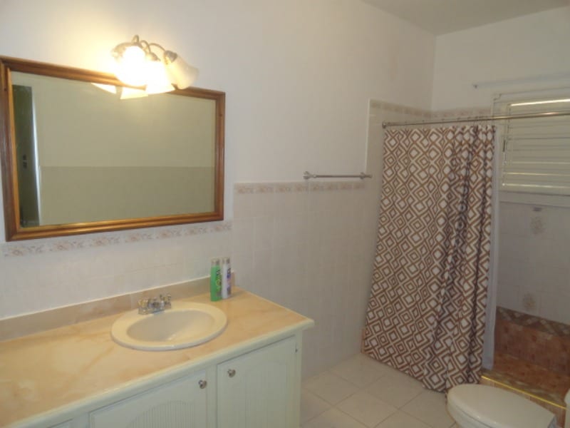 Ground Floor 2 Bed 2 Bath In Coral Gardens — photo 15