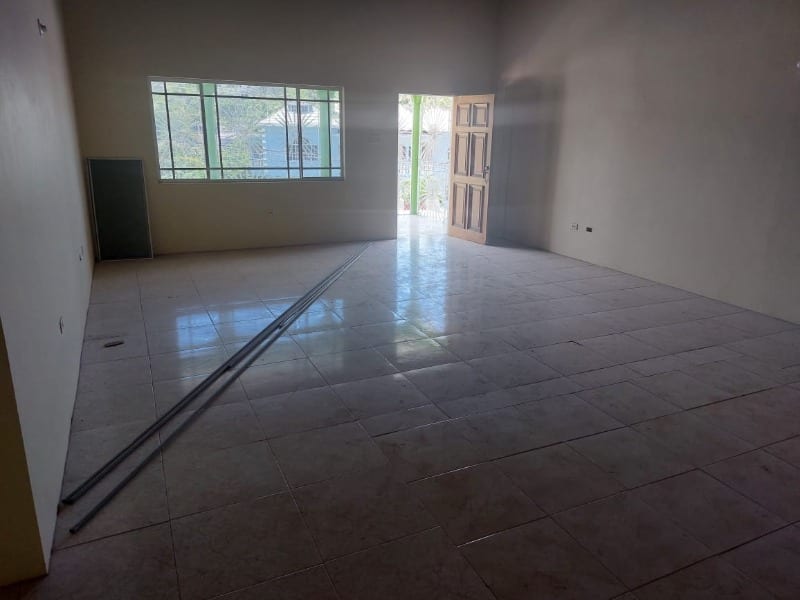 PORTO BELLO , FARM HEIGHTS ENTRANCE 4BED 2 BATH UPSTAIRS — photo 10