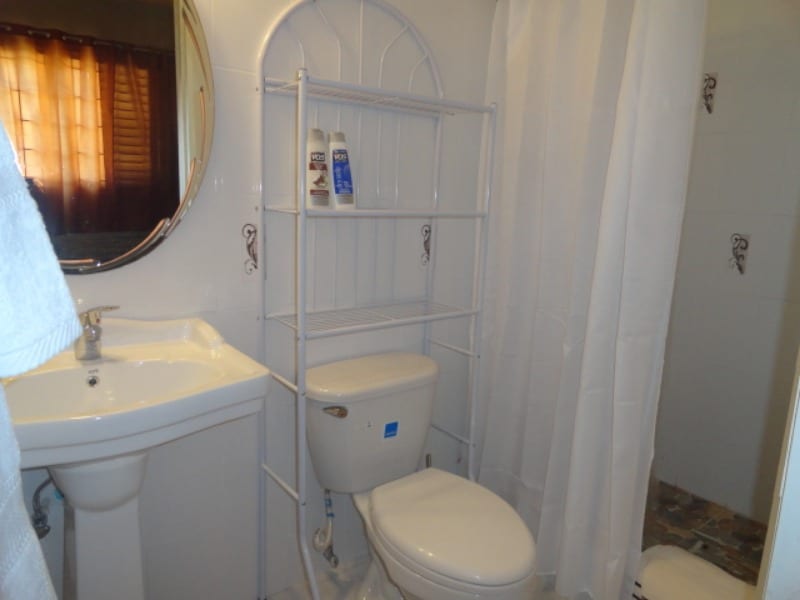 Ground Floor 2 Bed 2 Bath In Coral Gardens — photo 16