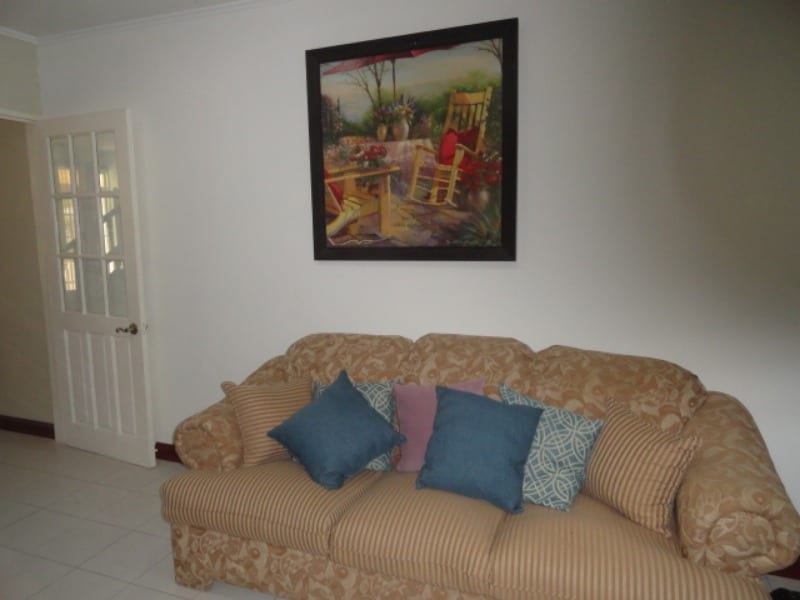 Ground Floor 2 Bed 2 Bath In Coral Gardens — photo 7