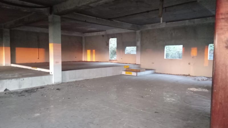 1 ACRE OF DEVELOPMENT LAND WITH BUILDING — photo 4