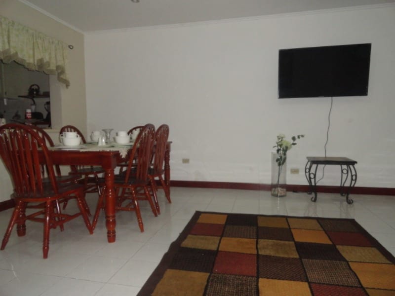 Ground Floor 2 Bed 2 Bath In Coral Gardens — photo 3