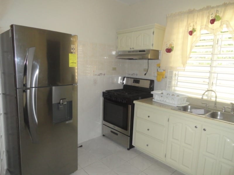 Ground Floor 2 Bed 2 Bath In Coral Gardens — photo 4