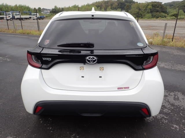 2020 Toyota Yaris  — photo 7