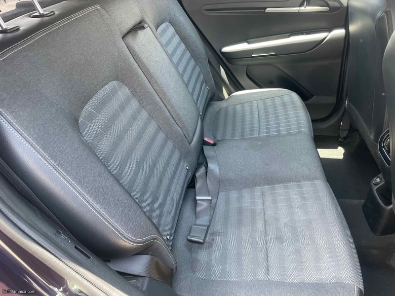 2024 KIA Sonet LX SUV | NCB Jamaica Repossessed — photo 38