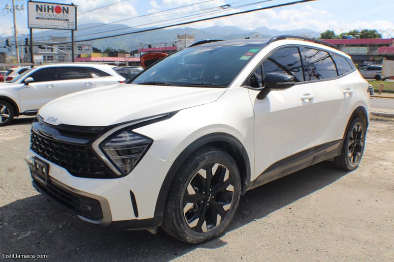 2023 Kia Sportage X LINE | AWD | NCB Jamaica Repossessed — photo 6