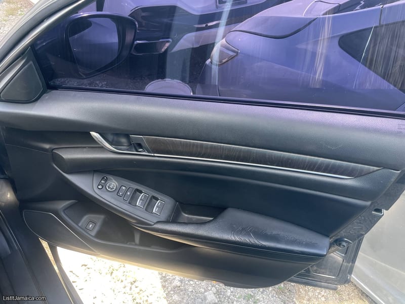 2022 Honda Accord Sedan – Grey, 1.5L Turbo, 70k KM | NCB Jamaica Repossessed — photo 16