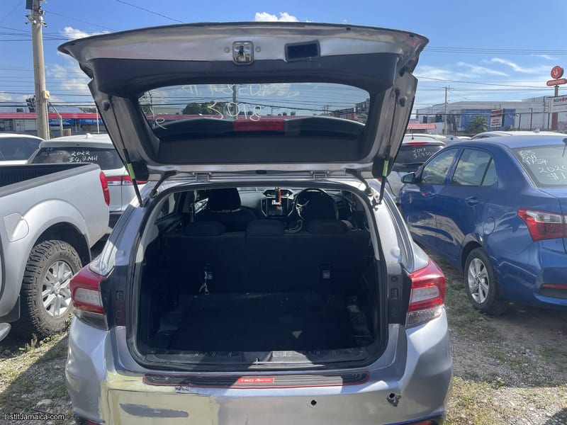 2018 Subaru Impreza 1.6L Sport Hatch - Eyesight, AWD, 126k km, Grey | NCB Jamaica Repossessed — photo 8