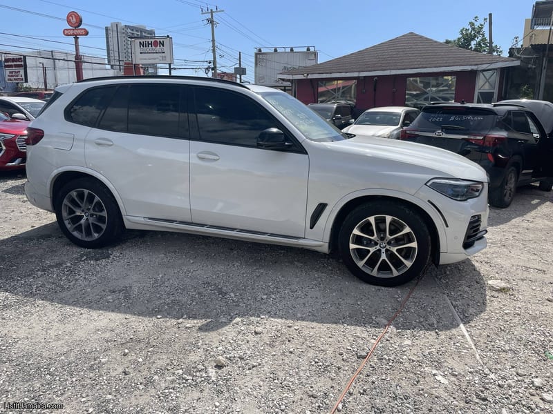 2019 BMW X5 xDrive40i - 95,907 KM - Mineral White Pano Roof | NCB Jamaica Repossessed — photo 4