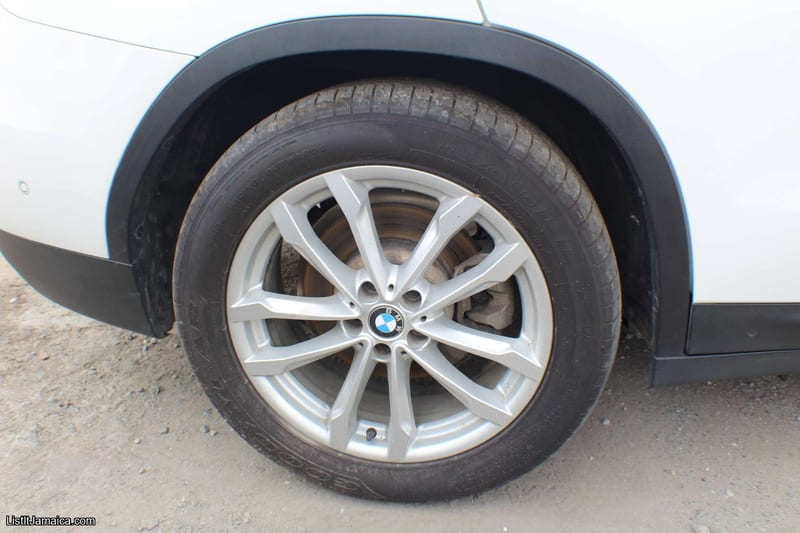 2019 BMW X3 xDrive2.0D | NCB Jamaica Repossessed — photo 9