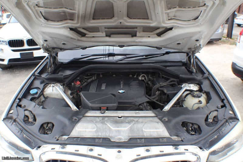 2019 BMW X3 xDrive2.0D | NCB Jamaica Repossessed — photo 13