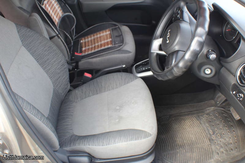 2024 KIA Soluto for Offer | NCB Jamaica Repossessed — photo 16