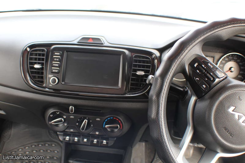 2024 KIA Soluto for Offer | NCB Jamaica Repossessed — photo 15