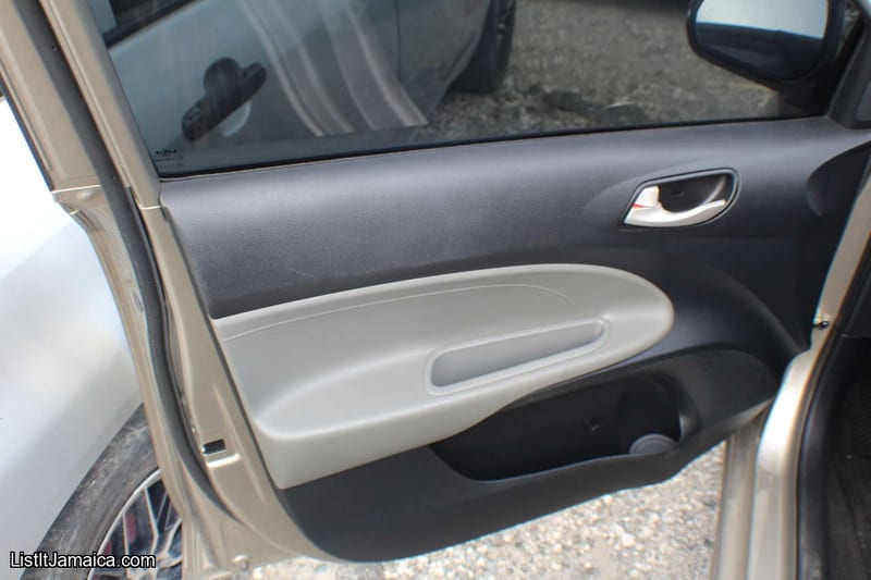 2024 KIA Soluto for Offer | NCB Jamaica Repossessed — photo 20