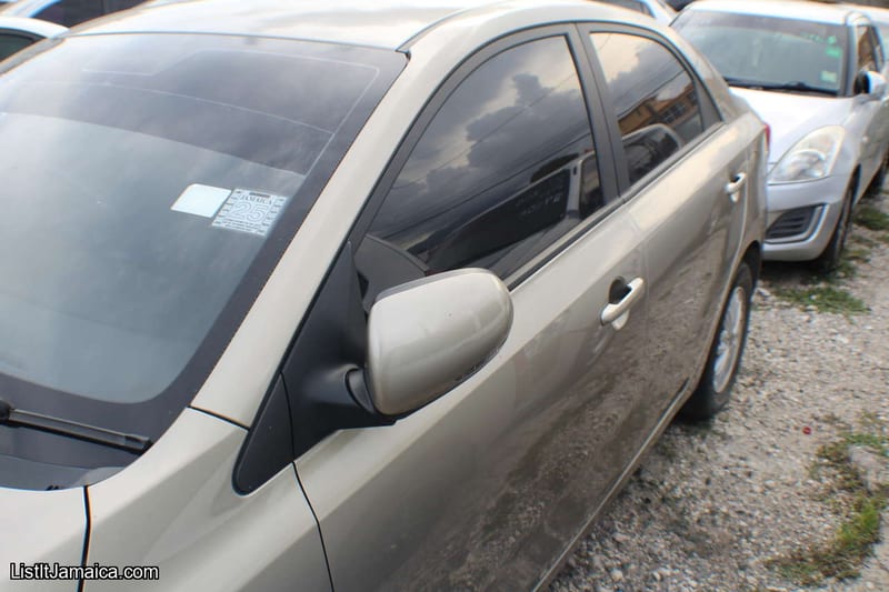 2024 KIA Soluto for Offer | NCB Jamaica Repossessed — photo 5