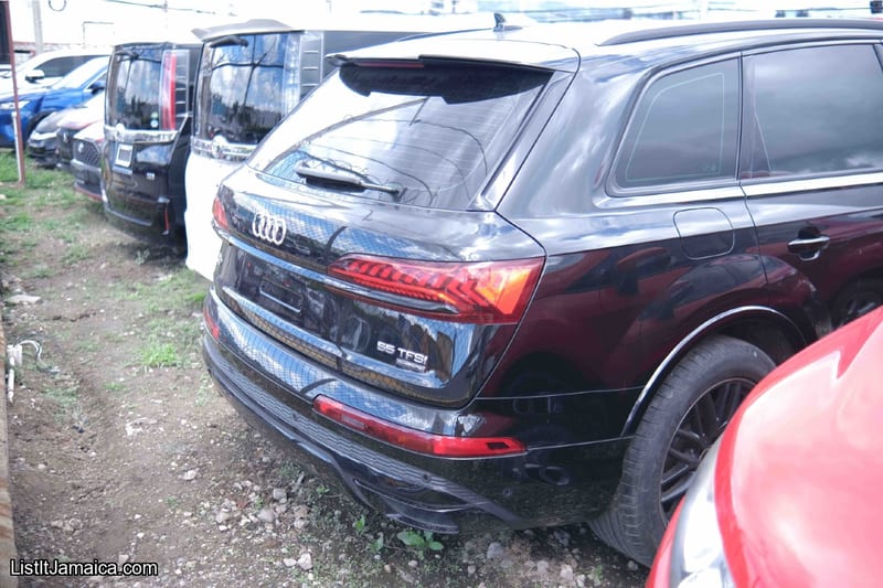  2023 Black Audi Q7 V6 – 7-Seater Luxury SUV | NCB Jamaica Repossessed — photo 4