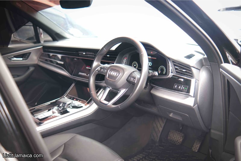  2023 Black Audi Q7 V6 – 7-Seater Luxury SUV | NCB Jamaica Repossessed — photo 7