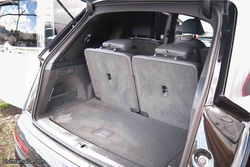  2023 Black Audi Q7 V6 – 7-Seater Luxury SUV | NCB Jamaica Repossessed — photo 11