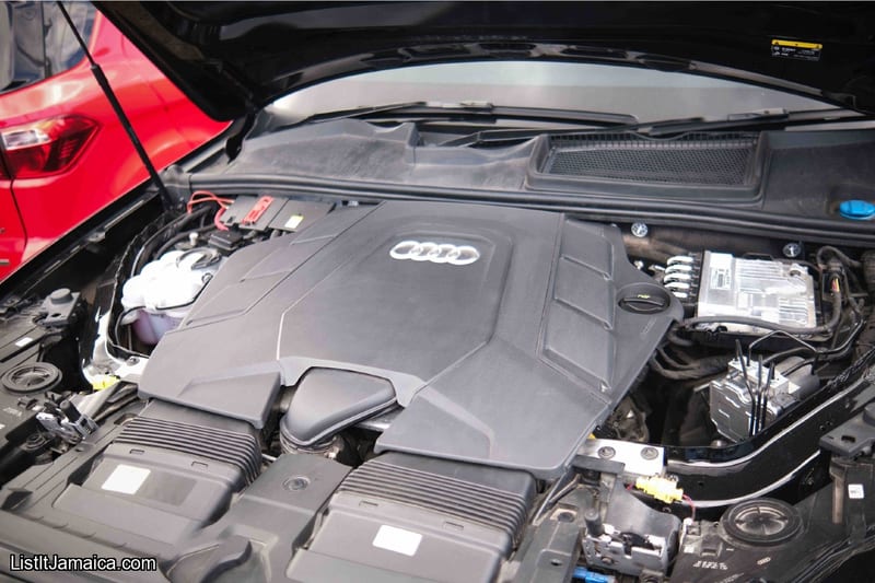  2023 Black Audi Q7 V6 – 7-Seater Luxury SUV | NCB Jamaica Repossessed — photo 10