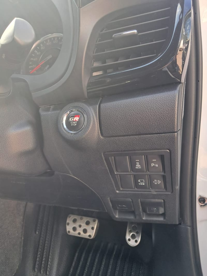 2022 Toyota Hilux GR Sport Pickup for Sale in Jamaica | Rahmel Auto — photo 18