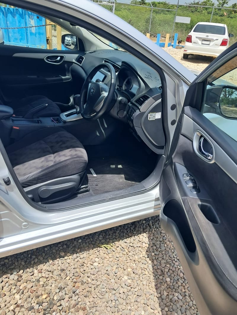 2020 Nissan Sylphy Sedan – For Sale | $2,390,000 | Rahmel Auto — photo 7