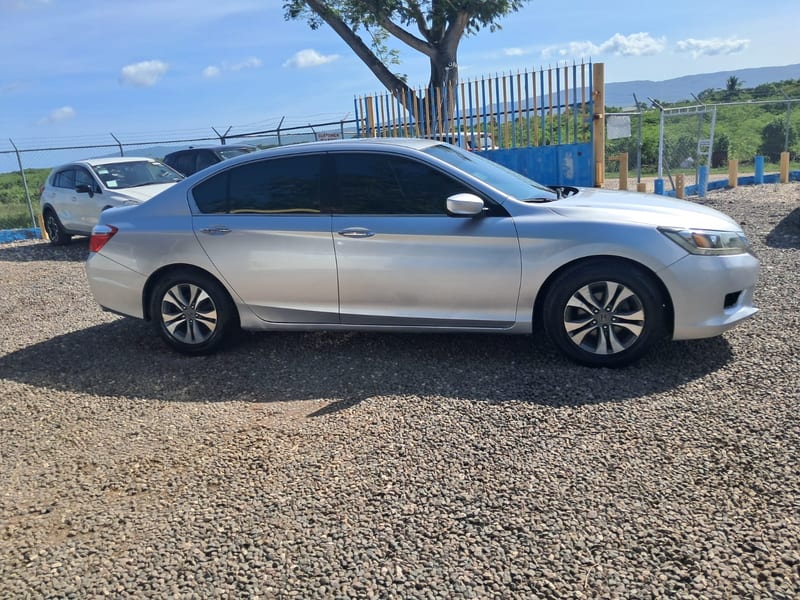 2014 Honda Accord LX Sedan for sale $1,490,000 | Rahmel Auto — photo 2