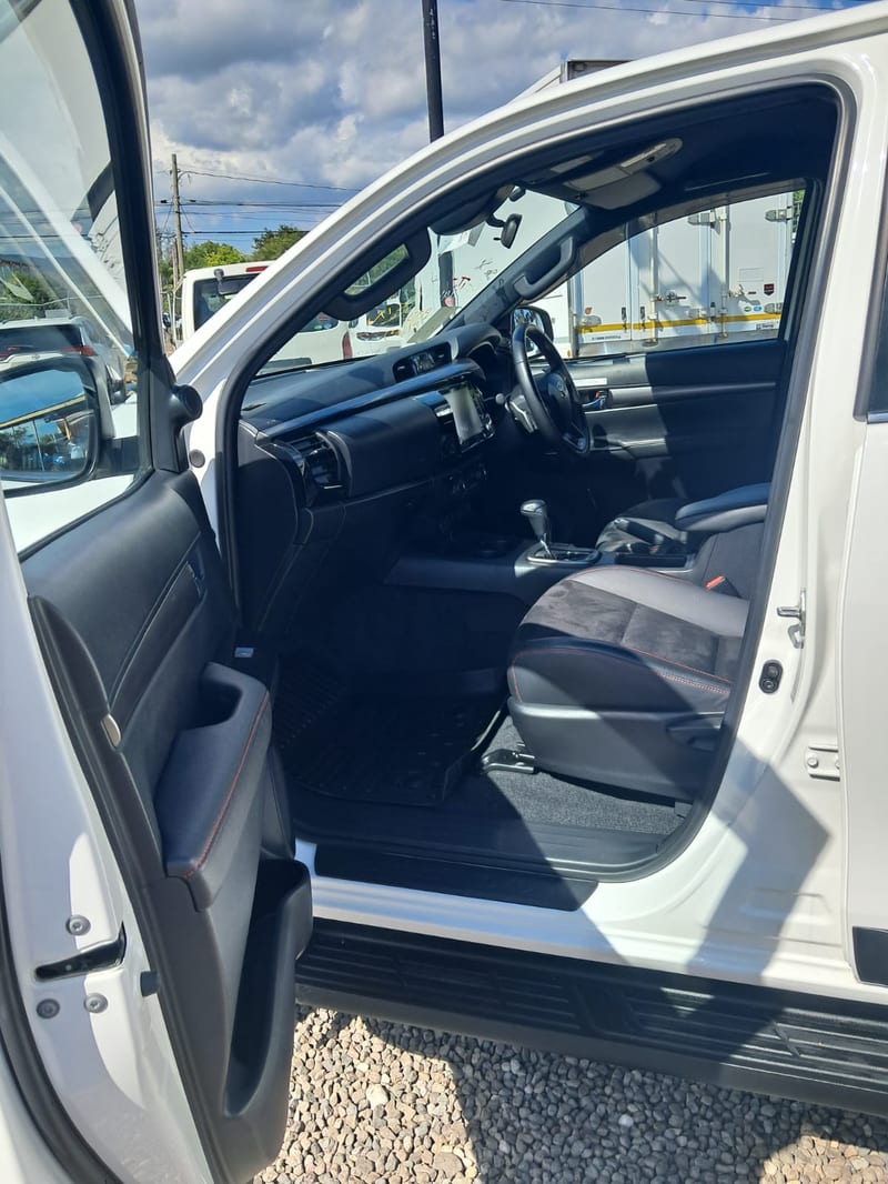 2022 Toyota Hilux GR Sport Pickup for Sale in Jamaica | Rahmel Auto — photo 9