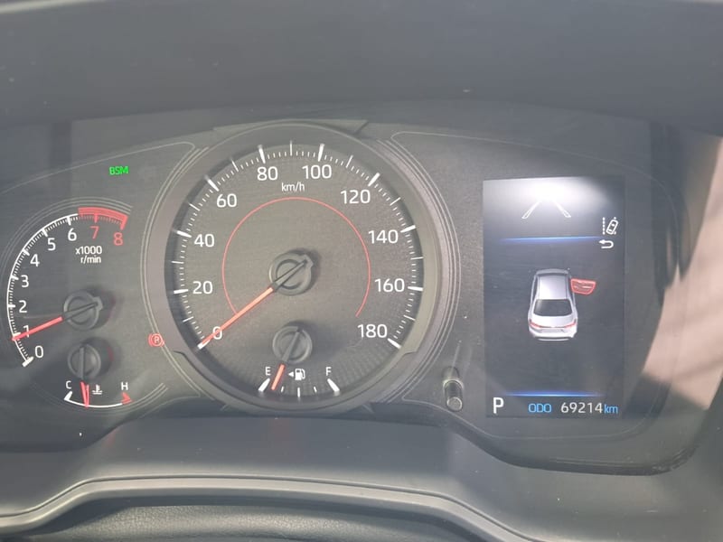 2021 Toyota Corolla Sedan Import | Grey | $3,200,000 JMD | Rahmel Auto — photo 13