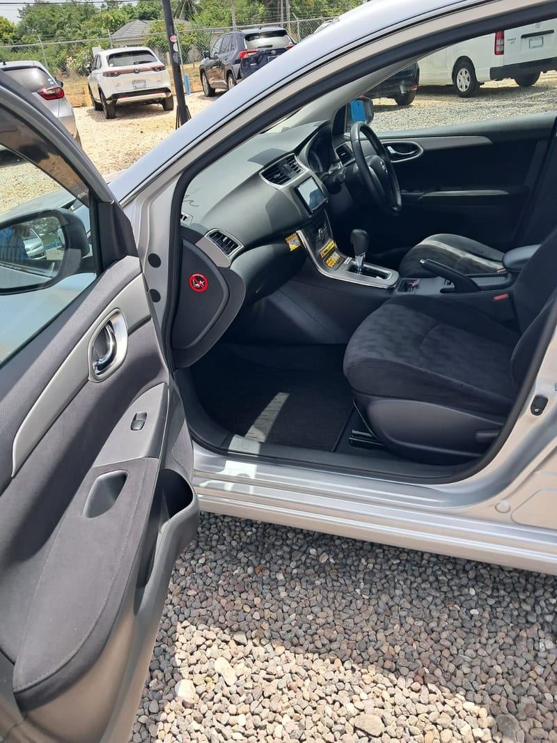 2020 Nissan Sylphy Sedan – For Sale | $2,390,000 | Rahmel Auto — photo 6