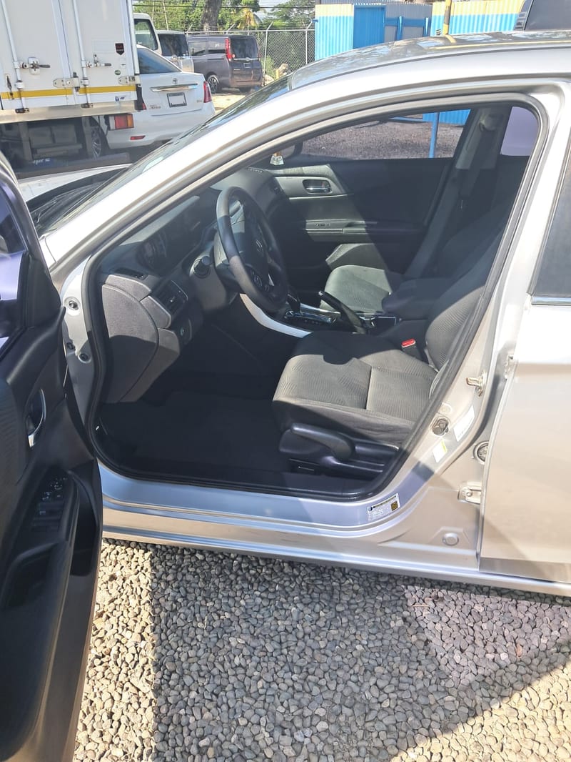 2014 Honda Accord LX Sedan for sale $1,490,000 | Rahmel Auto — photo 9