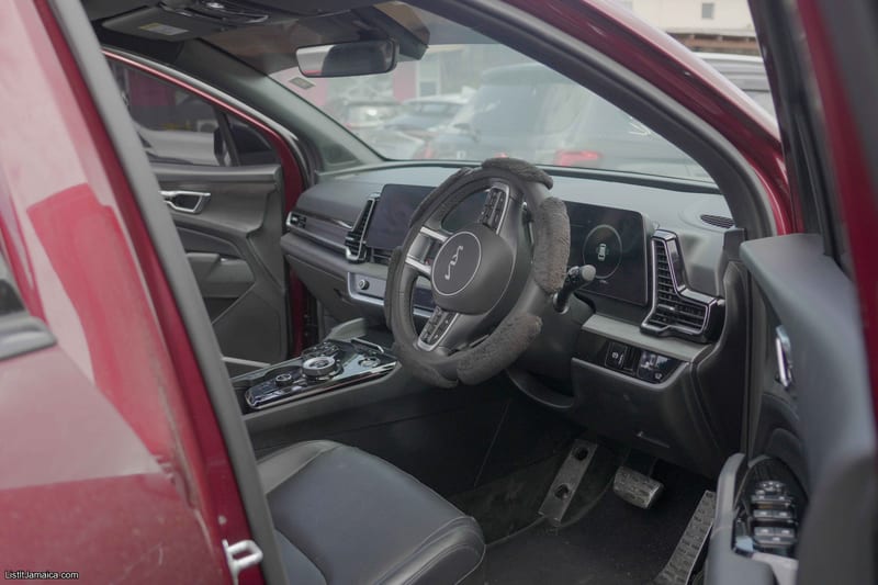 2025 Kia Sportage (Red) Suv | NCB Jamaica Repossessed Listing — photo 9