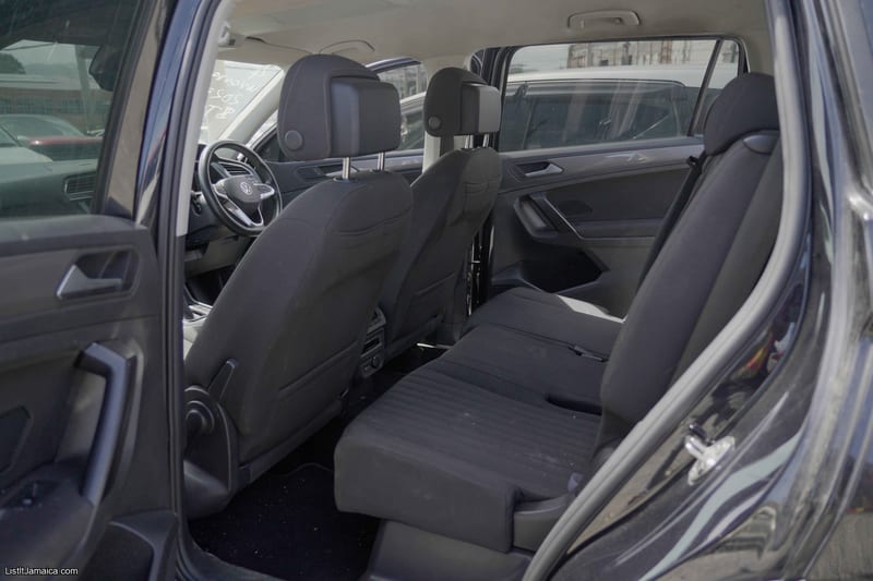 2023 VW Tiguan (Black) SUV | NCB Jamaica Repossessed Listing — photo 10