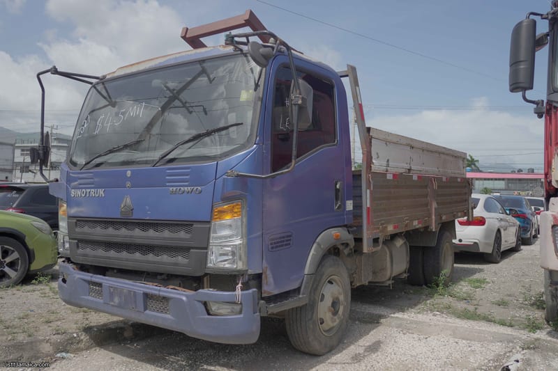 2021 Sinotruk Tipper Truck (Blue) | NCB Jamaica Repossessed Listing — photo 2