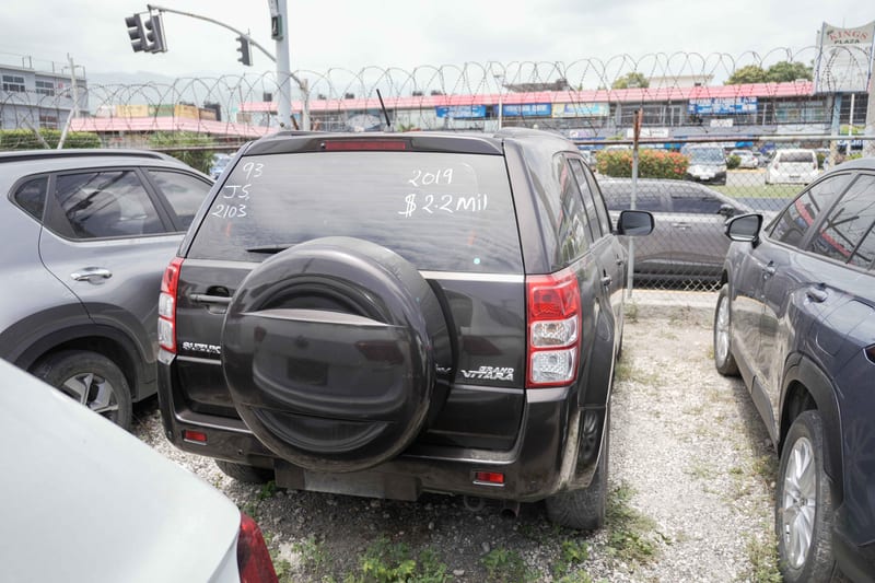 2019 Suzuki Vitara (Brown) Suv | NCB Jamaica Repossessed Listing — photo 2