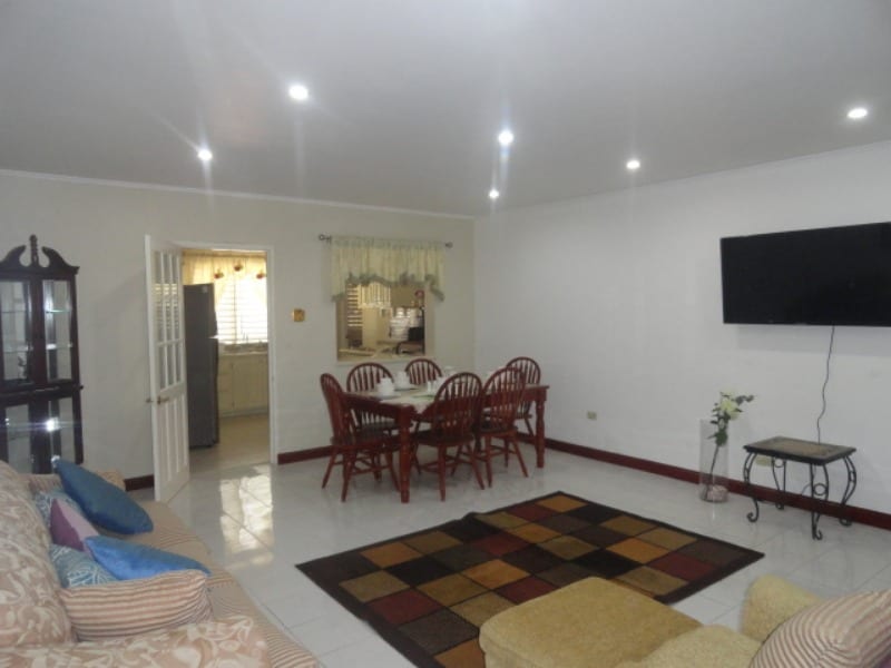 Ground Floor 2 Bed 2 Bath In Coral Gardens — photo 17