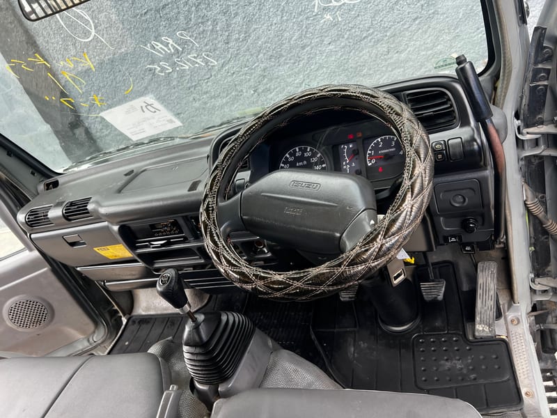 2005 Izuzu Elf Tipper Truck (Manual Transmission) — photo 21