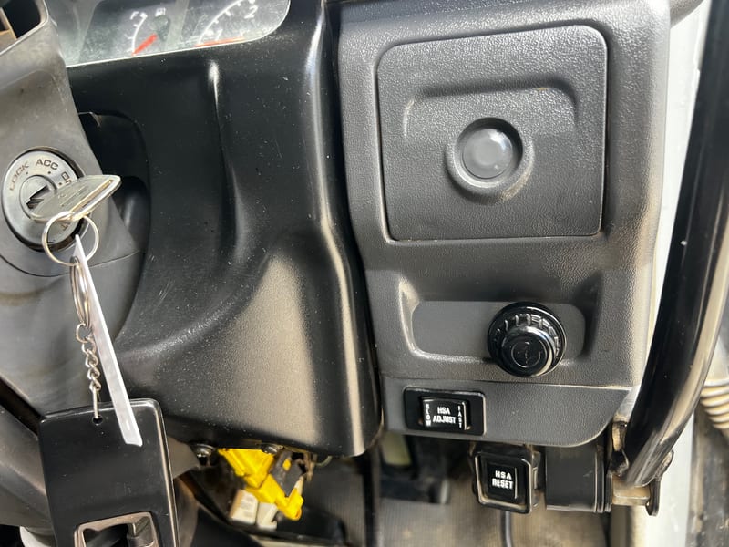 2005 Izuzu Elf Tipper Truck (Manual Transmission) — photo 22
