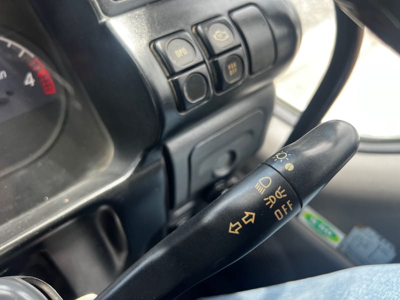 2005 Izuzu Elf Tipper Truck (Manual Transmission) — photo 25