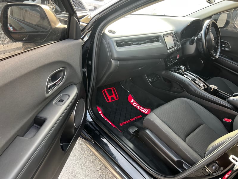 2018 Honda Vezel-Hybrid for sale — photo 12