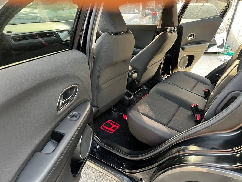 2018 Honda Vezel-Hybrid for sale — photo 13