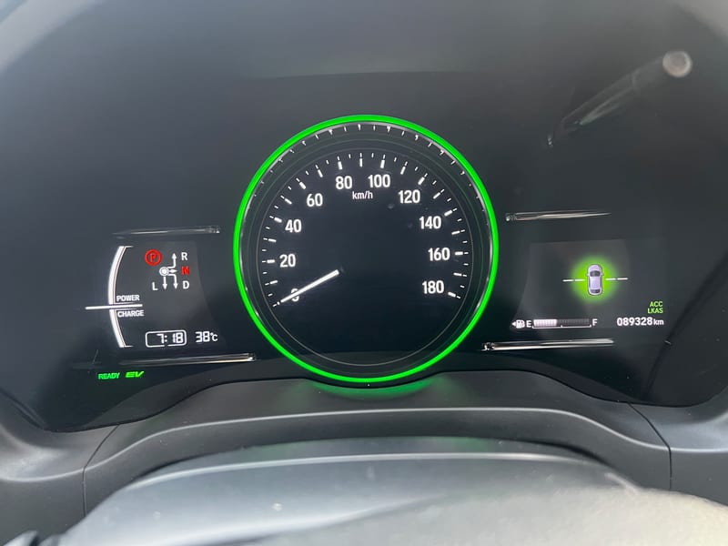 2018 Honda Vezel-Hybrid for sale — photo 26