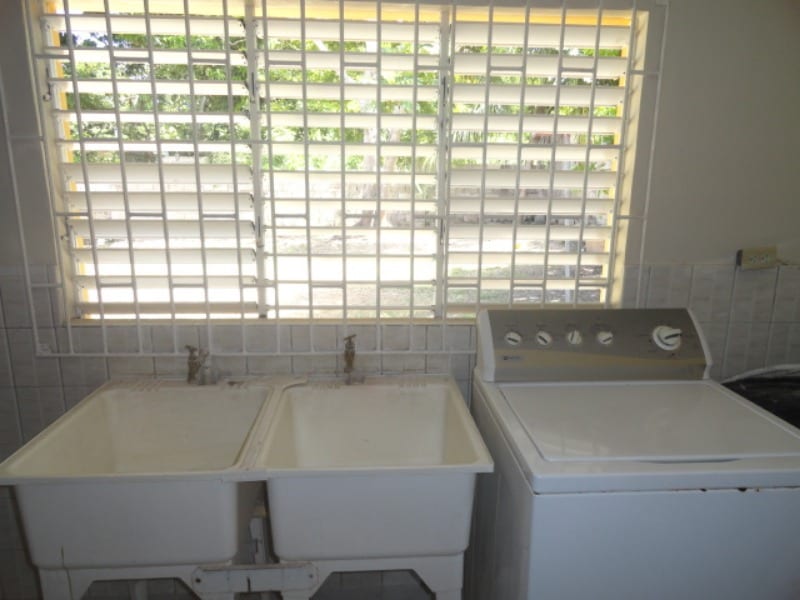 Ground Floor 2 Bed 2 Bath In Coral Gardens — photo 5